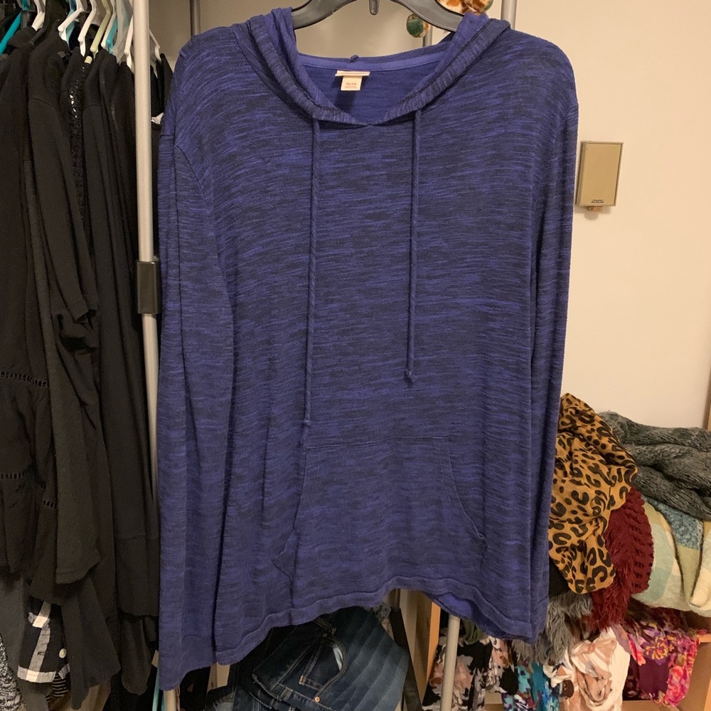 Hooded Tulip-Back Shirt